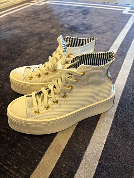 Converse Chuck Taylor All Star Corduroy
