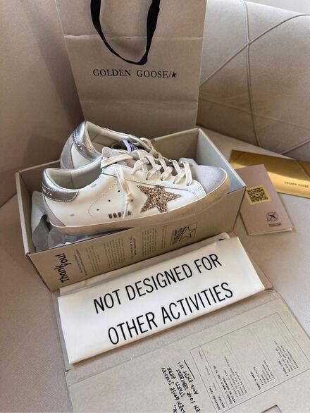 GOLDEN GOOSE DELUXE