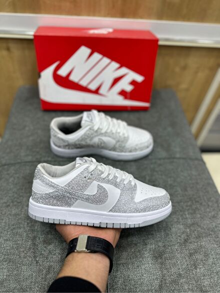 Nike simli Sneaker