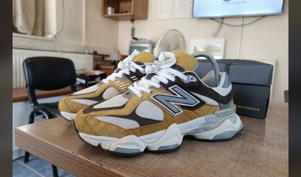 New Balance Sneaker