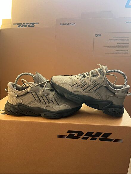 Adidas Gri Sneaker