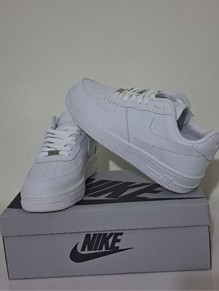 Nike Beyaz Spor Ayakkabı