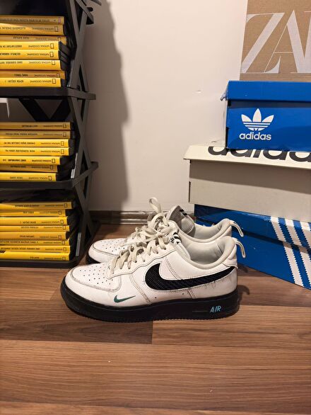 Nike Beyaz Spor Ayakkabı