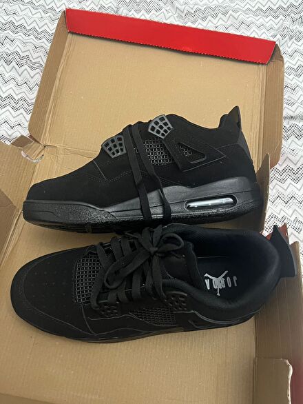 Jordan 4 retro black cat (sıfır)