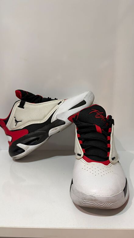 NİKE JORDAN MAX