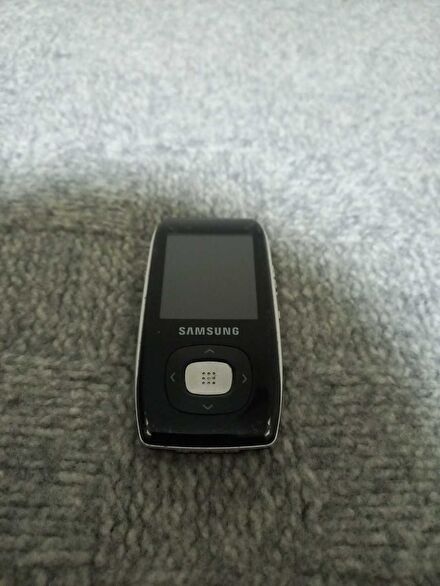 Samsung YP-T9 MP3/MultiMedia Oynatıcı