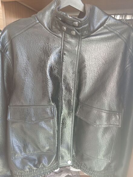 BERSHKA DİK YAKA DERİ CEKET