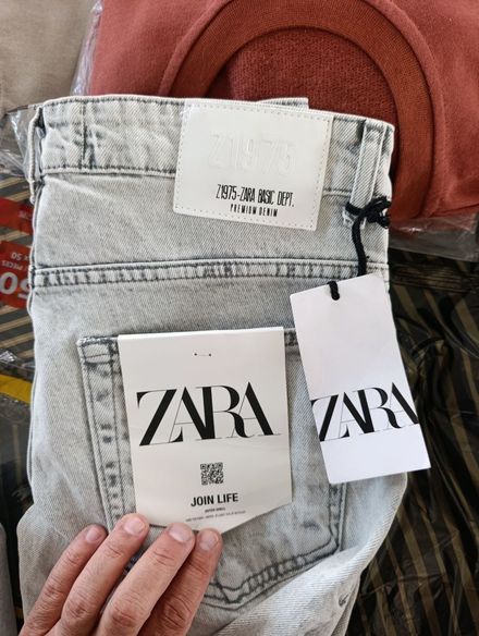 Zara Jeans