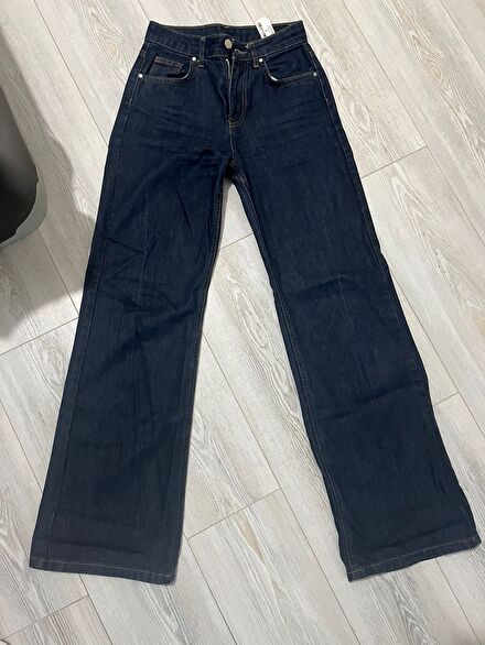 Lacivert Jean yeni ilan
