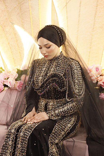 Kaftan 36-42 beden arası uyumludur