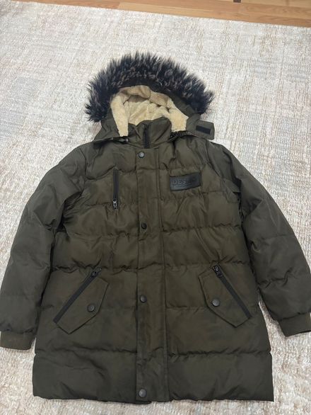 Yeşil Kapüşonlu Mont