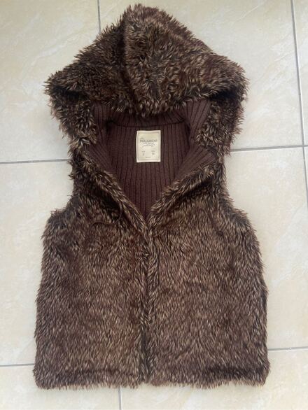 Pull&Bear Kapüşonlu Peluş Kurk Yelek