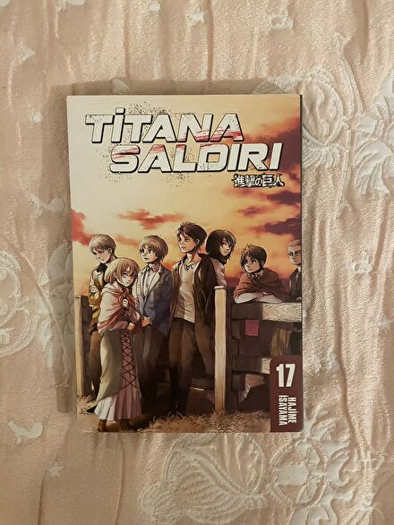 Titana Saldırı 17 Çizgi Roman ÖZEL ILAN
