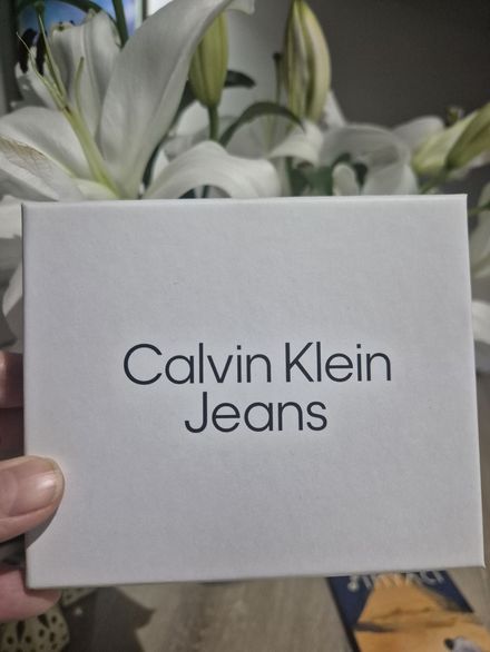 Calvin Klein Jeans Kutu