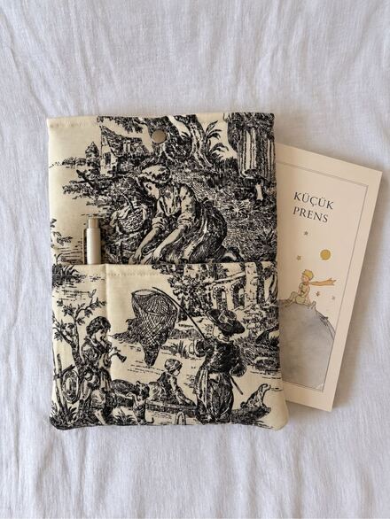 Siyah vintage kitap kılıfı