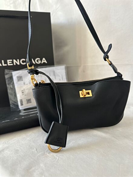 Siyah Balenciaga Omuz Çantası