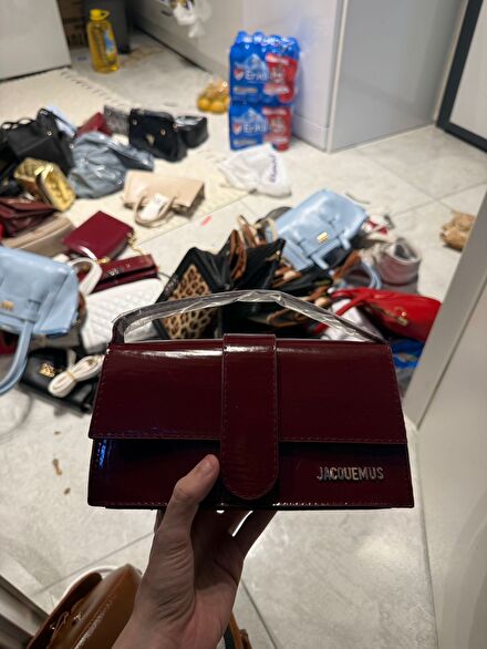 Jacquemus Bordo Omuz Çantası