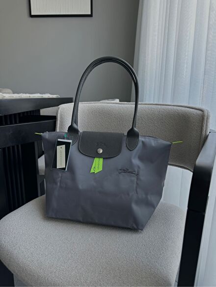 Longchamp L boy