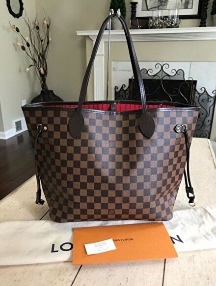 Louis Vuitton Omuz Çantası