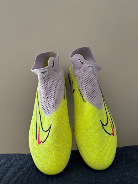 Nike Phantom Krampon