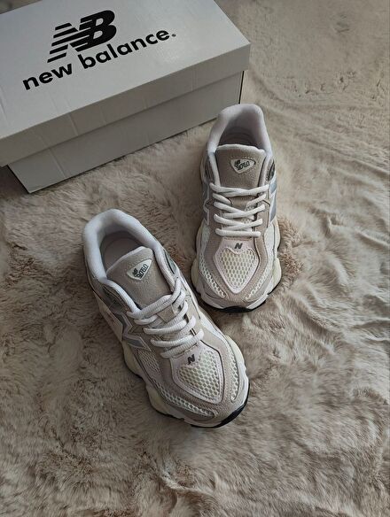 New Balance 9060 Spor Ayakkabı