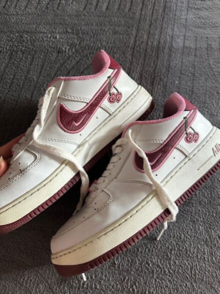 Nike Air Force 1 Kadın Beyaz Sneaker