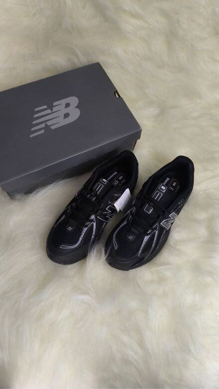 New Balance Siyah Sneaker