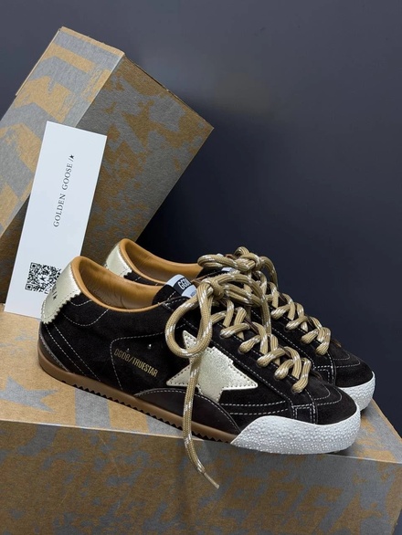 Golden Goose Kadın Ayakkabı Sneakers