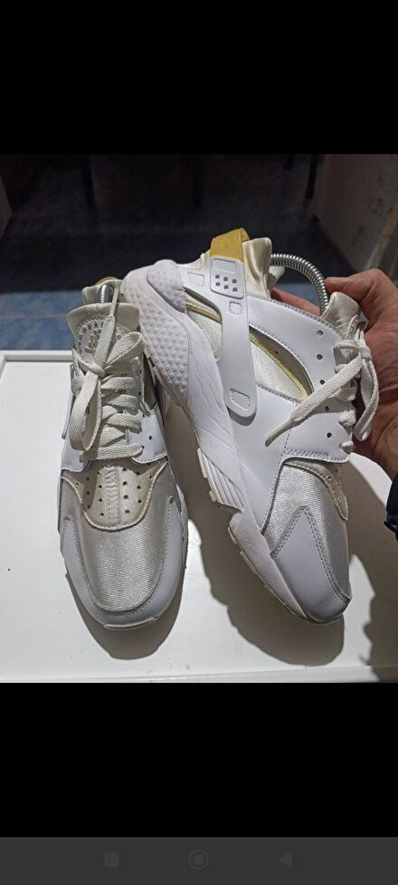 Nike Beyaz Spor Ayakkabı