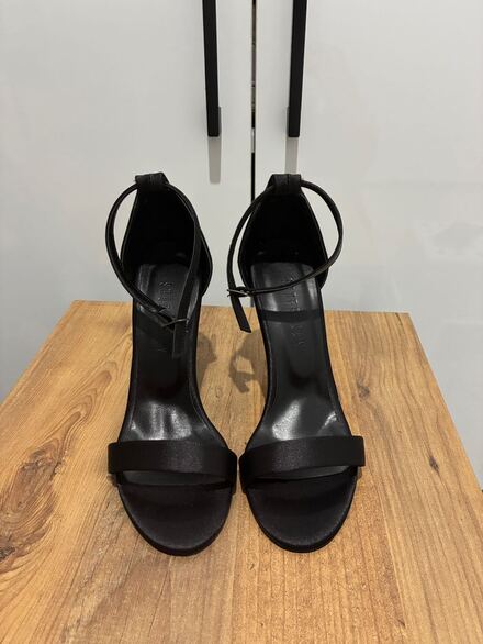 ShoeBerry Siyah Saten Tek Bantlı Topuklu