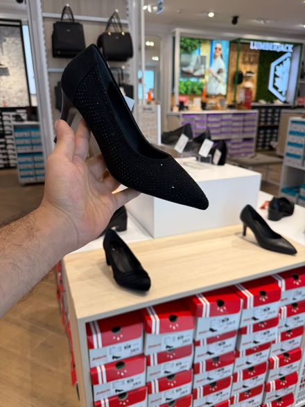 Siyah Taşlı Stiletto Ayakkabı