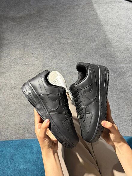 Nike Air Force 1 Siyah Erkek Sneaker 43