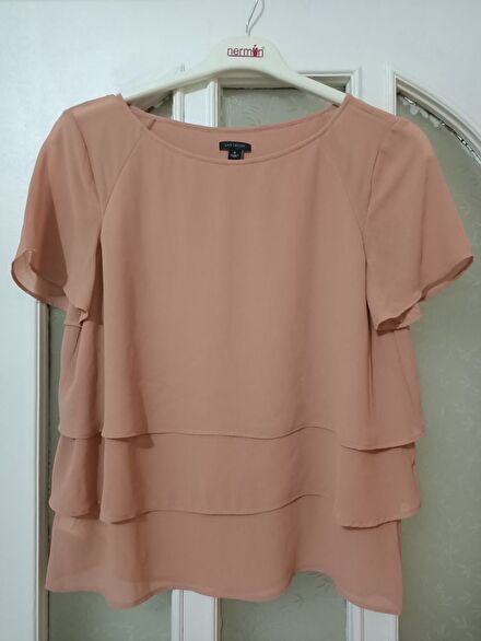 Ann Taylor Pudra Fırfırlı Bluz