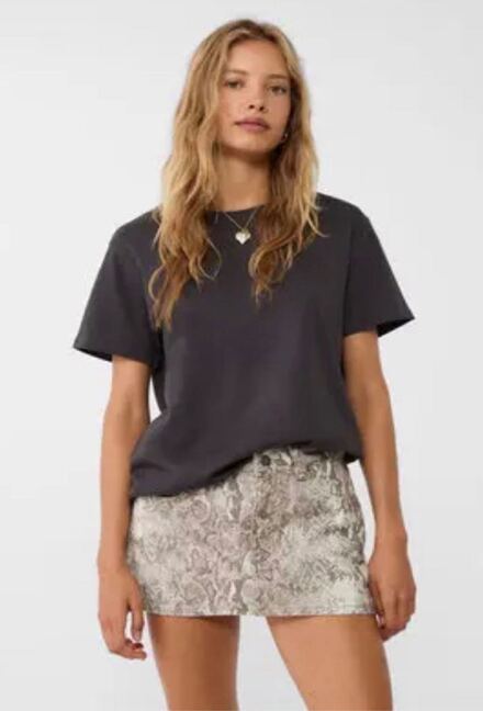 stradivarius sort etek