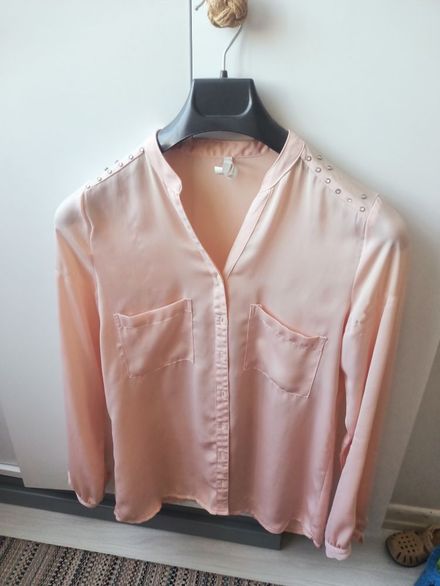 Pembe Gömlek
