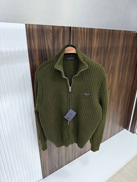 Prada Fermuarlı Hırka