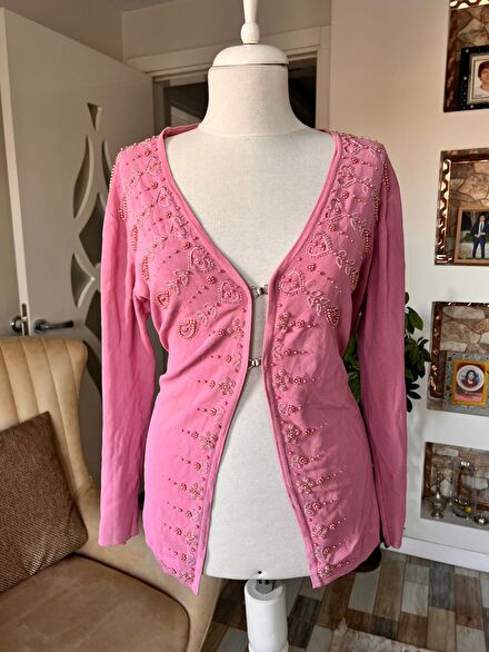 Pembe İşlemeli Hırka Ceket