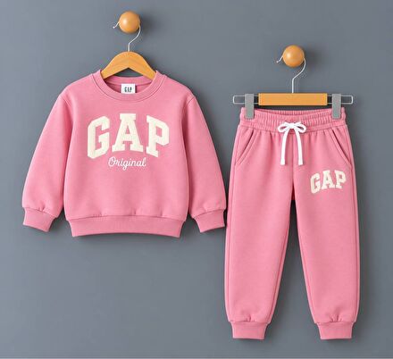 GAP Pembe Eşofman Takımı