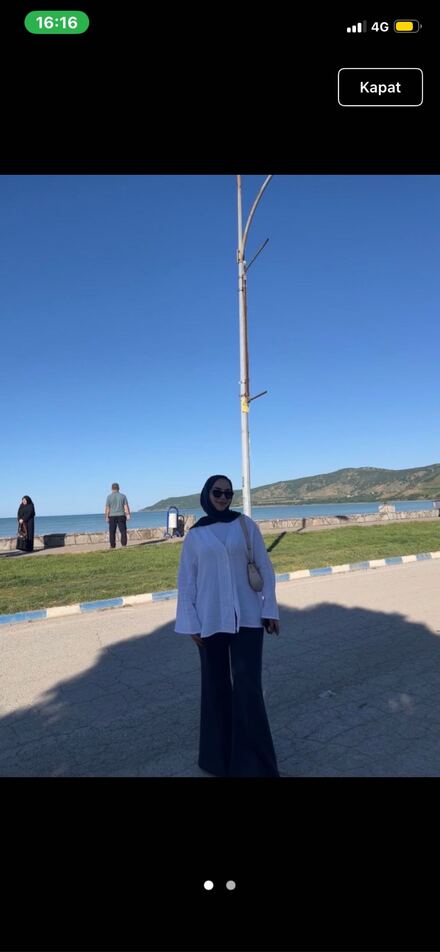 Beyaz Gömlek ve Pantolon Seti