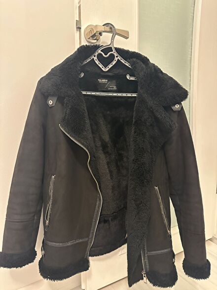 Pull and Bear biker mont
