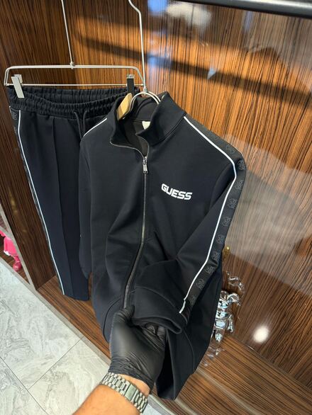 Guess Spor Eşofman Takımı