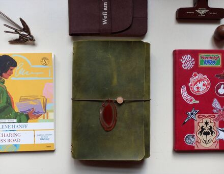 Louise Carmen Deri Defter Kılıfı