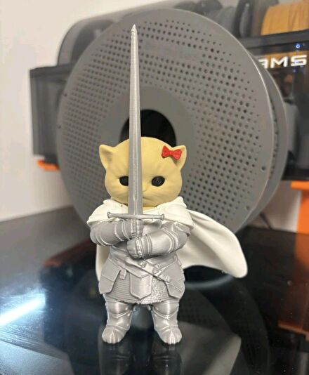 Meme Knight Cat Figürü 13 cm