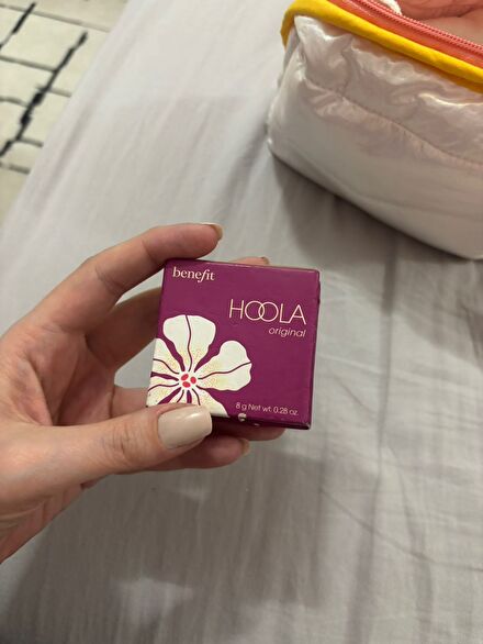 Benefit Hoola Aydınlatıcı