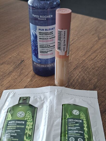 Yves Rocher Makyaj Temizleyici Kapatıcı