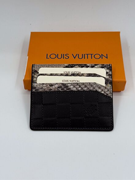 Louis Vuitton erkek kartlık