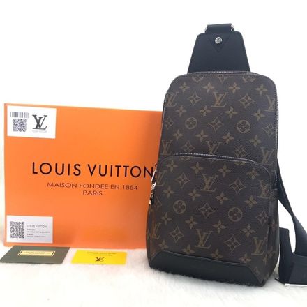 Louis Vuitton Avenue Sling Erkek Omuz