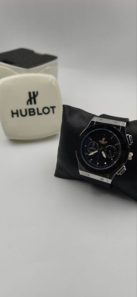 Hublot Siyah Kronograf Saat