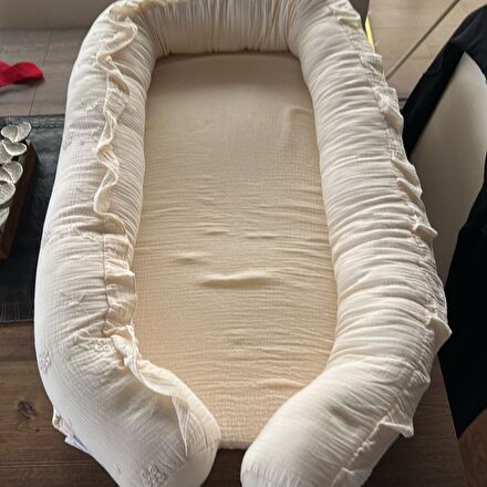 Krem Bebek Yatağı