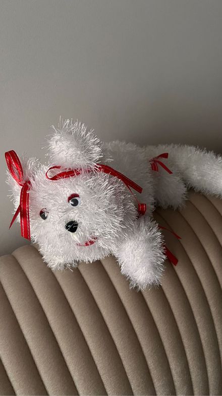 Beyaz Peluş Oyuncak Köpek